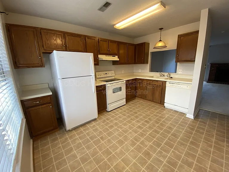 11185 Kensington Pl — Photo 5