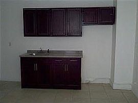 2nd image of 233 Bishop St