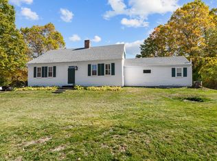 3 Point Rd, Belgrade, ME 04917