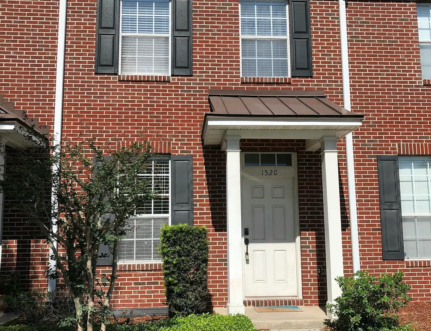 2 bed, 2.5 bath, 1008 sqft, $1,425 — Photo 1