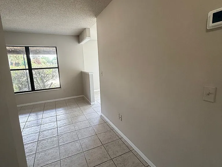 5483 Decatur St — Photo 15