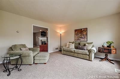 3rd image of 2128 Gettysburg Dr SE