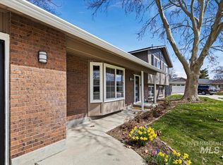 1356 E Cerramar Ct, Eagle, ID 83616