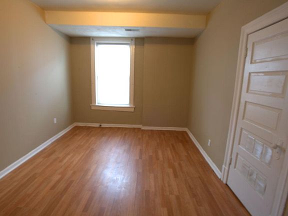 5th image of 4153 Russell Blvd #A