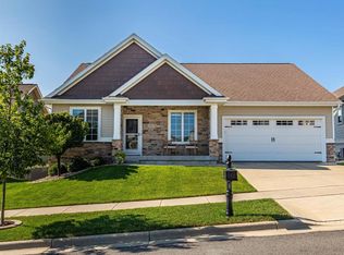 8909 Pine Hollow Pl, Verona, WI 53593