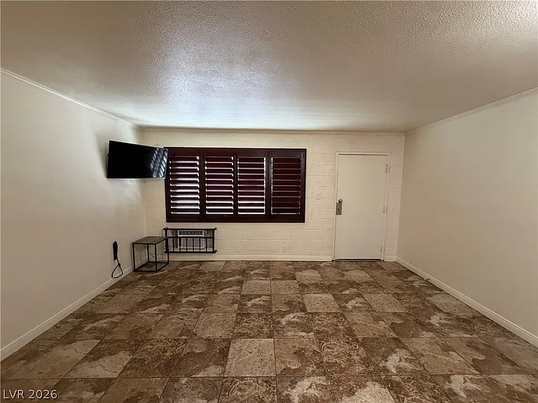 4600 University Center Dr #166 — Photo 9