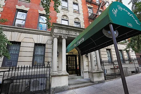 Rented by Charles Coutinho LLC | media 54