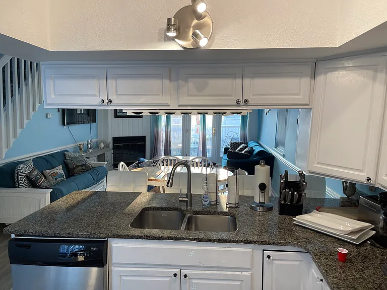 9101 Rusty Anchor Rd — Photo 21