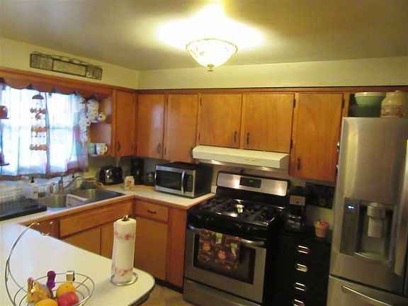 5th image of 355 Mildred Ave