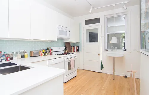 5349 N Paulina St #1 Photo 1