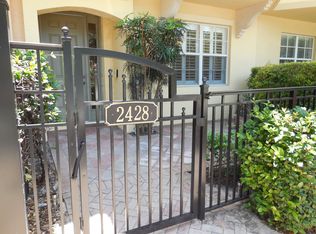 2428 San Pietro Cir, Palm Beach Gardens, FL 33410