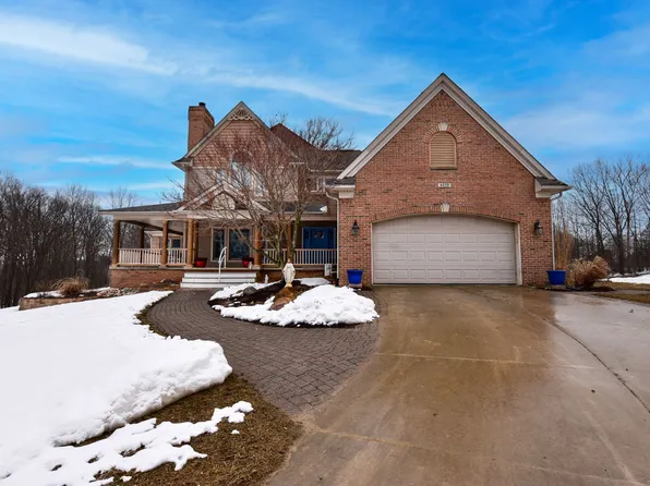 4572 Merrick Dr, Dryden, MI 48428