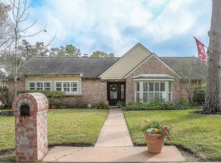 11423 Pecan Creek Dr, Houston, TX 77043