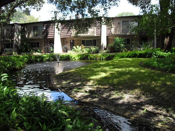 4th image of 10602 Carrollbrook Ln