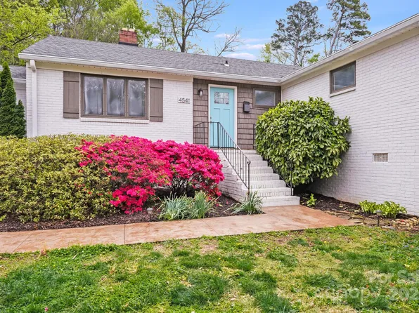 4541 Bradbury Dr, Charlotte, NC 28209