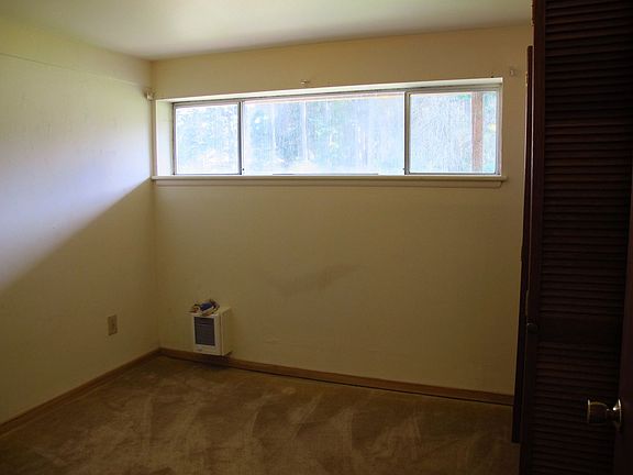 4th image of 1630 SE Regatta Dr #103