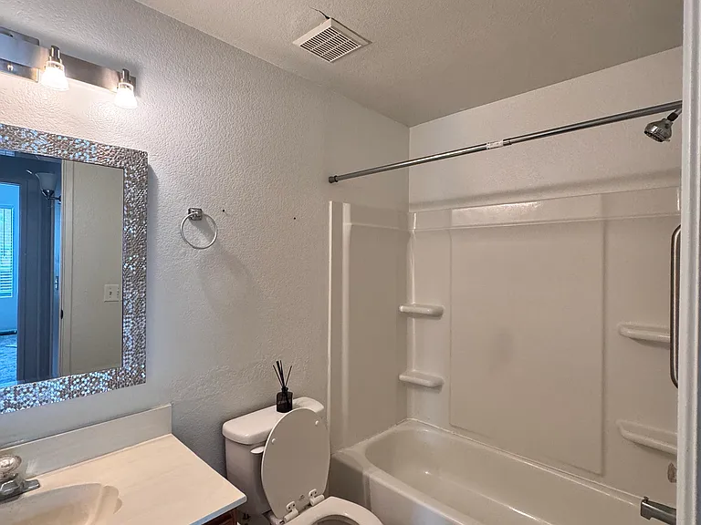 2631 W Camino Del Medrano — Photo 8