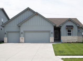 17013 Centennial Rd, Omaha, NE 68136