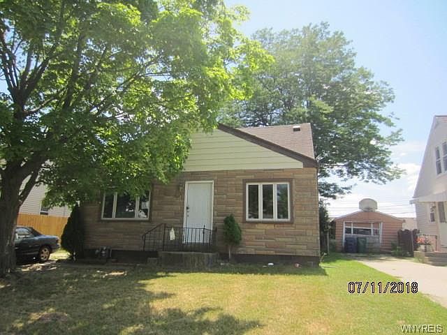 1st image of 99 Chauncey St