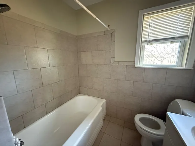 806 Redwood Dr — Photo 15