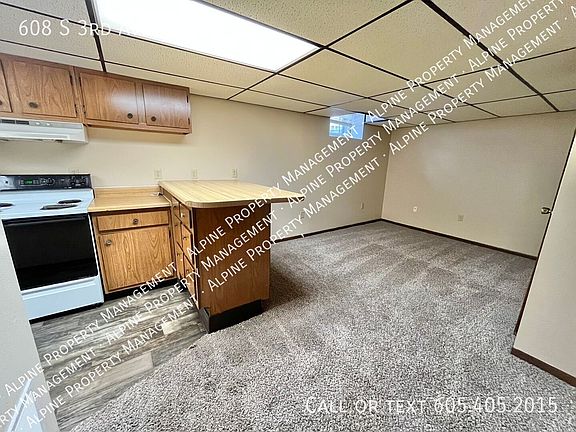 2nd image of 608 S 3rd Ave #3