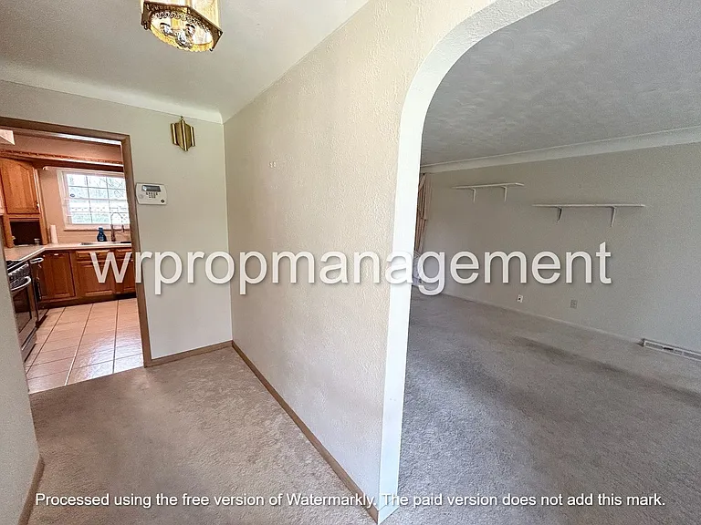 2338 Bodette Ave — Photo 4