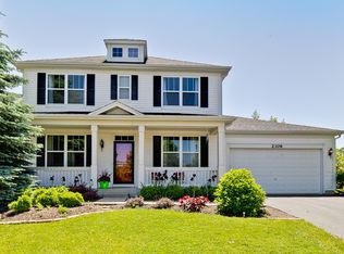 2306 Trailside Ln, Wauconda, IL 60084