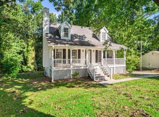 6242 Oak Ridge Dr, Flowery Branch, GA 30542