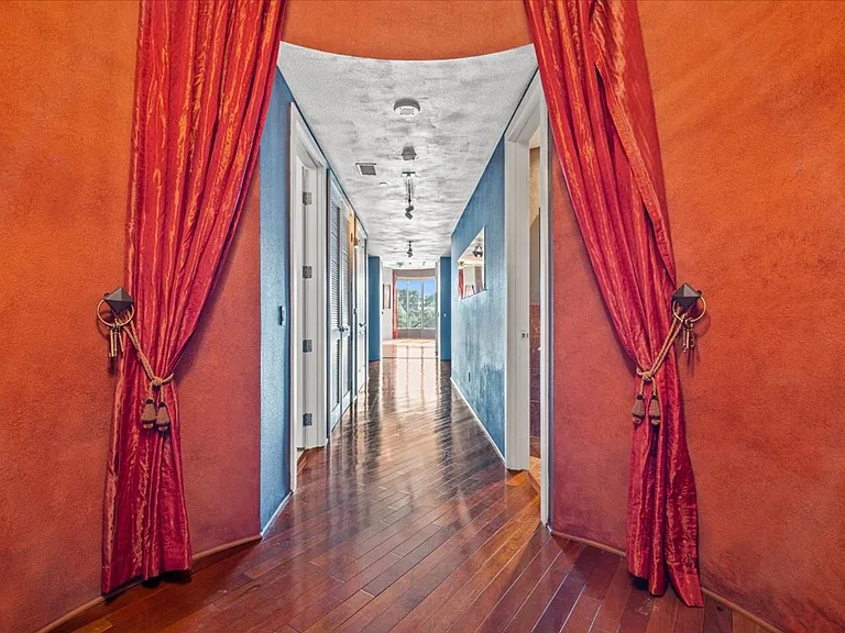 360 E Desert Inn Rd #403 — Photo 4