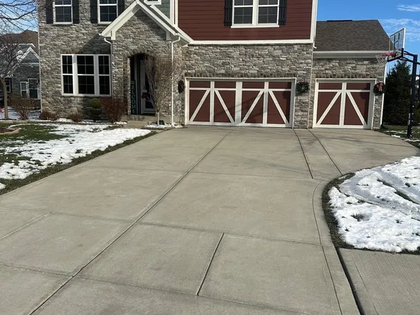 16753 Maverick Ct, Westfield, IN 46074