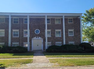 4061 Charleston Rd APT 3E, Matteson, IL 60443