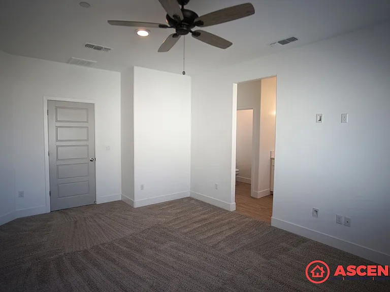 9000 Lily Crest Way — Photo 18