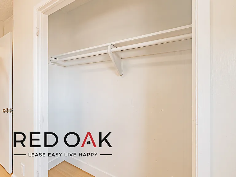 836 E 24th St #8 — Photo 14