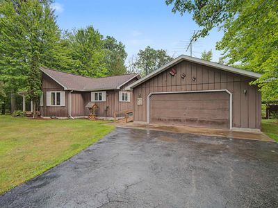 W8860 Haguewood Ln, Crivitz, WI, 54114