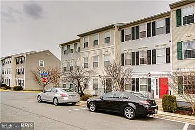 22932 Regent Ter — Photo 2