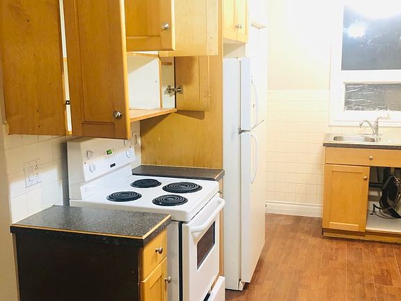 5th image of 10433 69th Ave NW