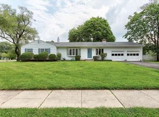 5201 Deborah Dr, Piscataway, NJ 08854