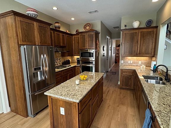 3rd image of 2306 Arroyo Grande