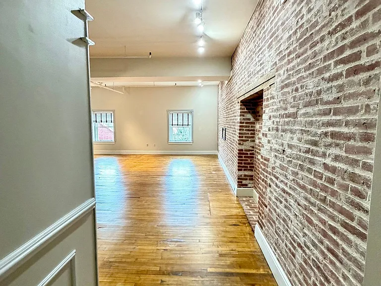 231 N Shippen St #325 — Photo 5