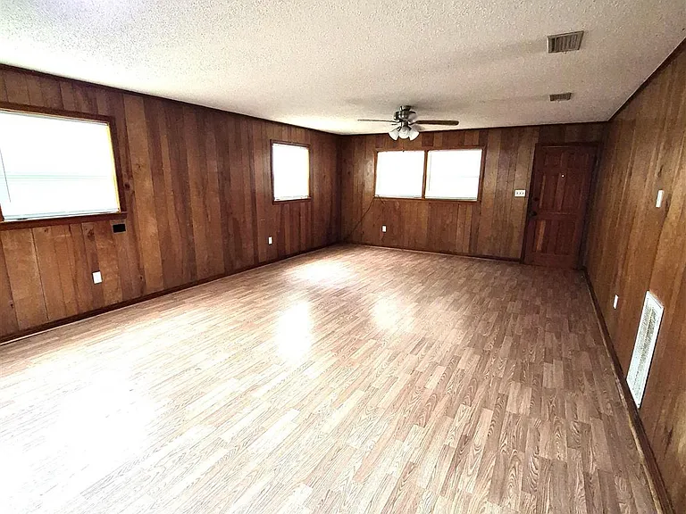 3804 W Cervantes St — Photo 1