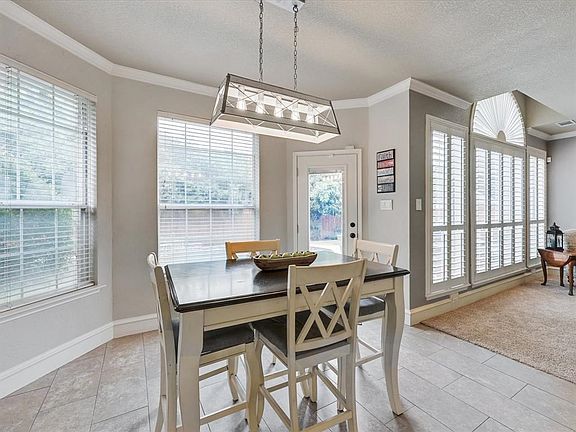 5th image of 2829 Lakemont Dr