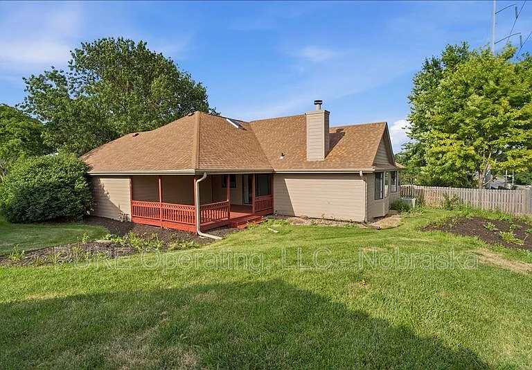 15527 Mason Cir — Photo 37