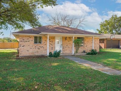800 W Willow St, Sanger, TX, 76266