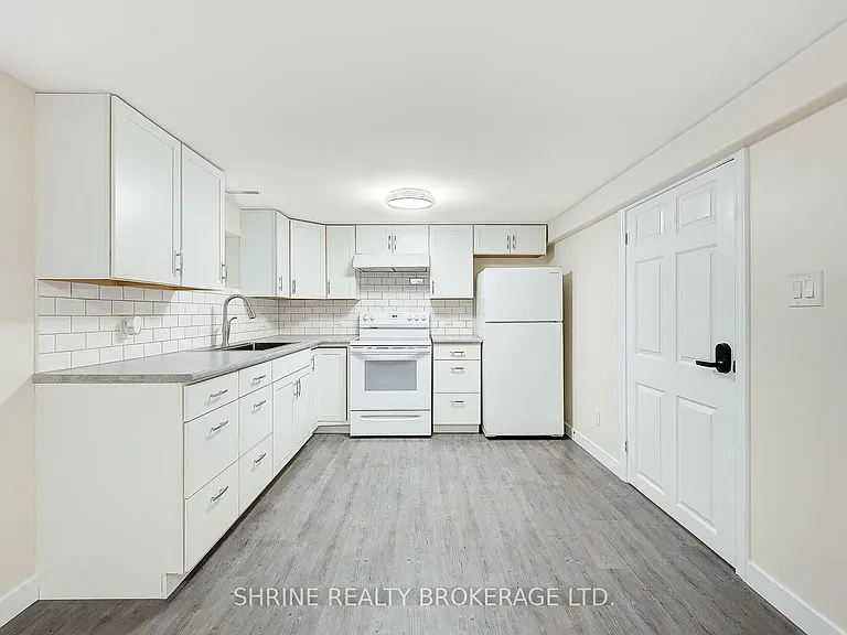 259 Sanders St — Photo 11