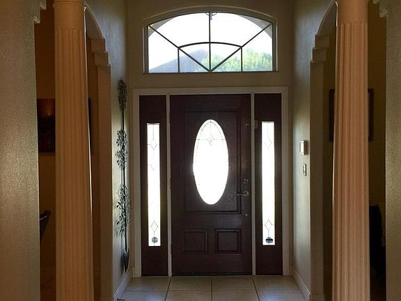 2nd image of 2775 Woodside