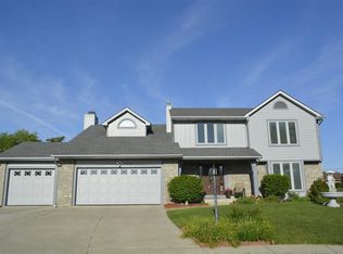 9202 Whitestone Ct, Fort Wayne, IN 46804