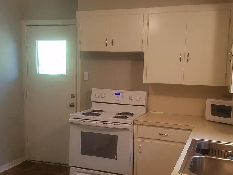 1203 Park Ave — Photo 6