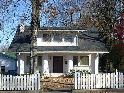 1st image of 345 Greenwood Ave
