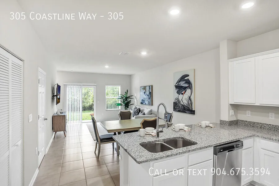 Townhome Available Furnished or Unfurnished — Photo 2