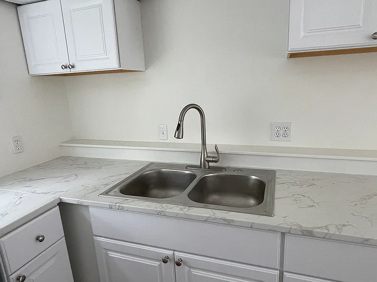 New cabinets and countertop